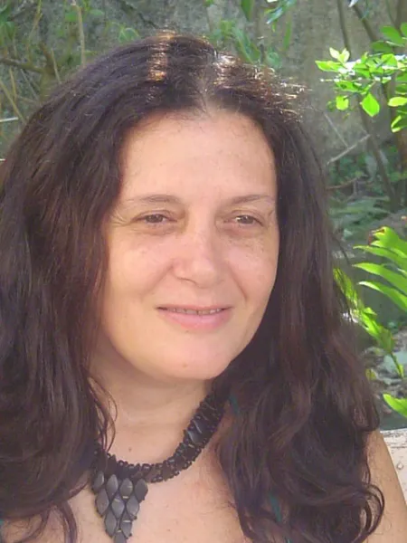 Ana Beatriz Salles Jovino Marques